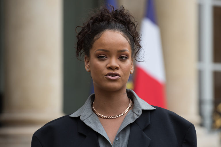Rihanna tritt beim Super Bowl auf, wird es endlich ein neues Album geben?